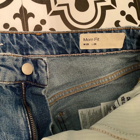 Esprit Mom fit jeans, size 29, ridged denim, these fit smaller. - Picture 4 of 8